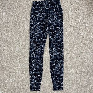 Lululemon Floral Patterned Leggings 25”